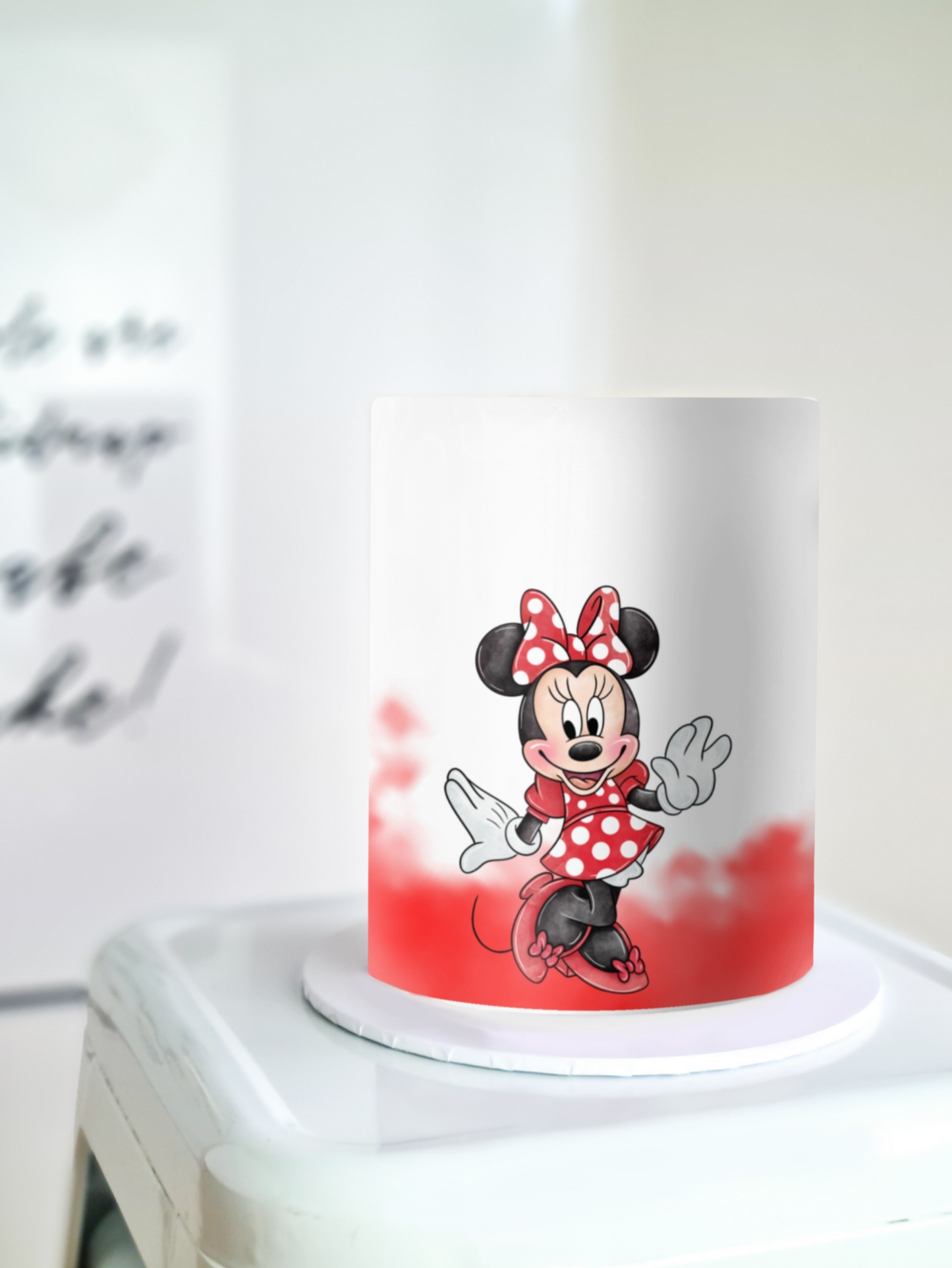 Minnie Mouse Cake Wrap edible image